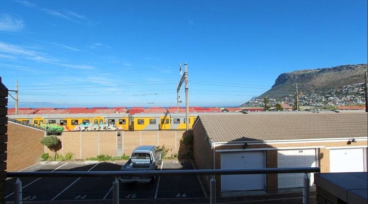 The Valley Beach Apartment