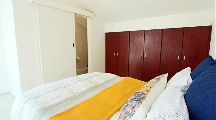 The Valley Beach Apartment