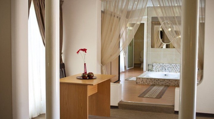 Gold Guest & Conference B&B