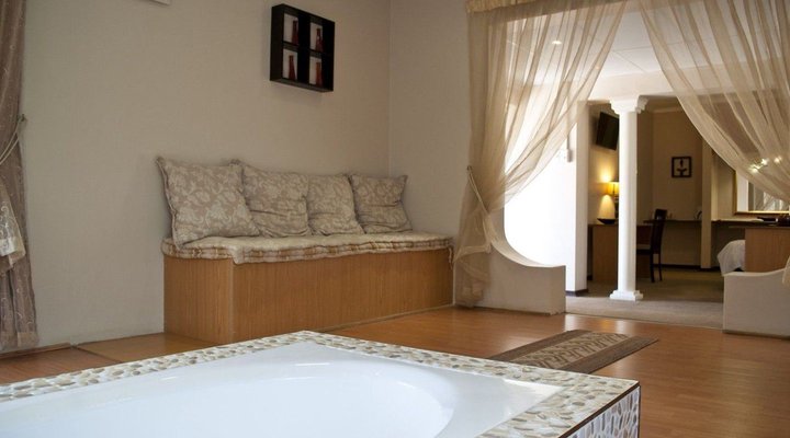 Gold Guest & Conference B&B