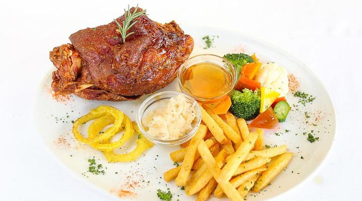 Gooderson Beach Hotel