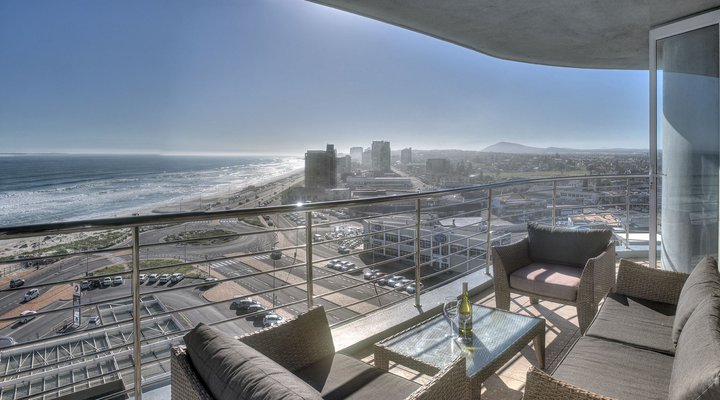 Horizon Bay 603 Beachfront Apartment