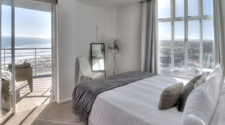 Horizon Bay 603 Beachfront Apartment