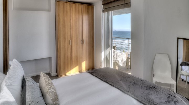 Horizon Bay 603 Beachfront Apartment