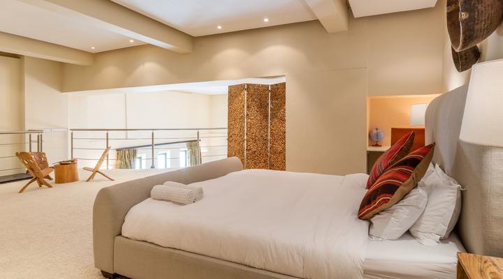 Uber Luxurious NYC-Style Penthouse