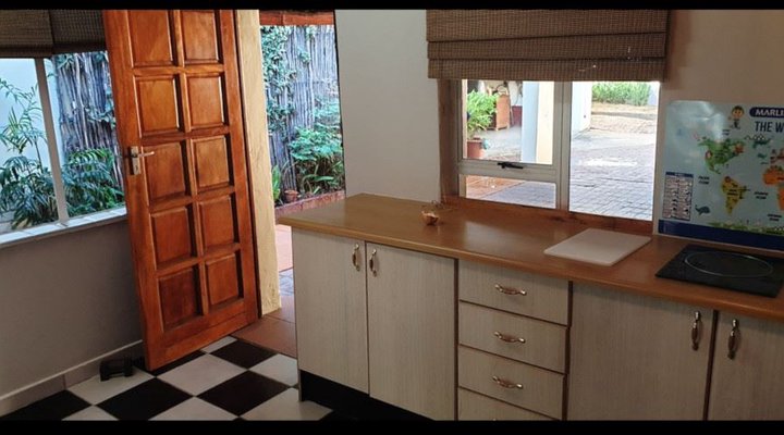 146 Louis Guest House