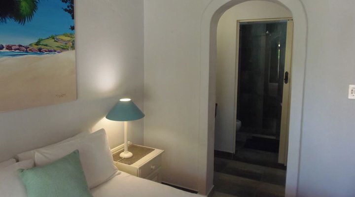 Lagoon Cabanas A
