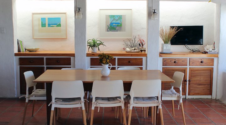 The Pink Palace - Sea View