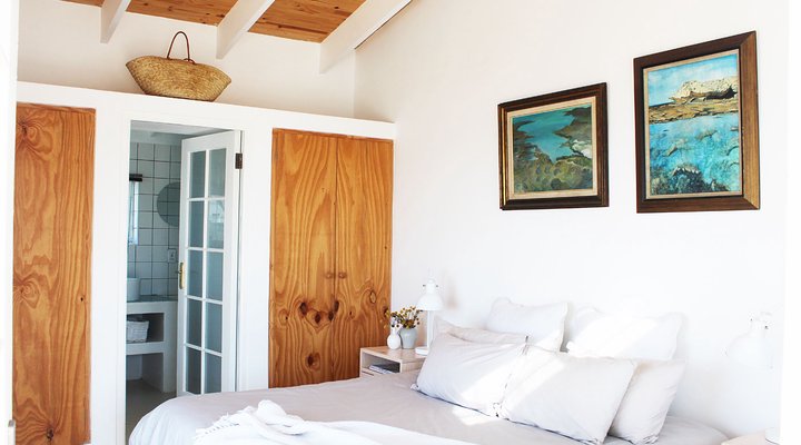 The Pink Palace - Sea View