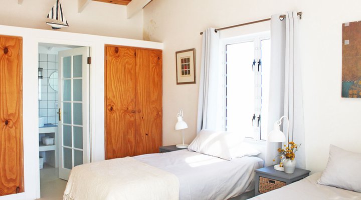 The Pink Palace - Sea View