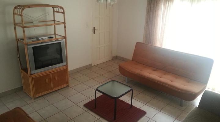 The Crescent Guesthouse BnB or Self Catering