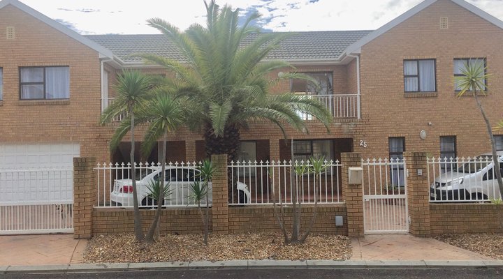 Blouberg Guest Suites 