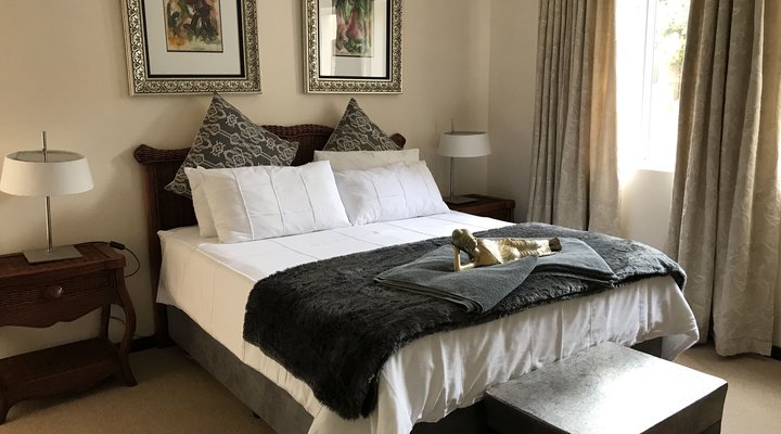 Unit 12 Green Point Mews