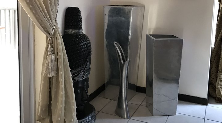 Unit 12 Green Point Mews