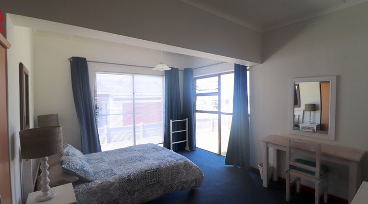 Waenhuiskrans House