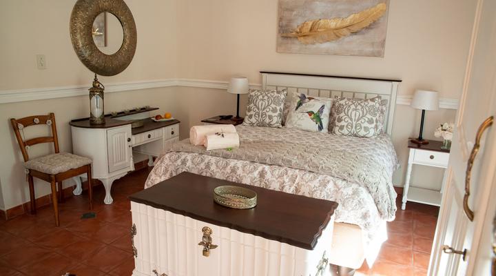 Roses and Pebbles B & B Guest House