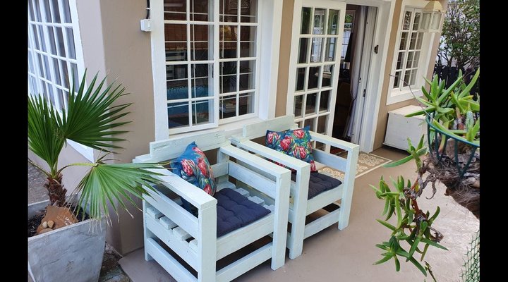 Paradise in the City - Cottage One