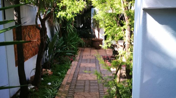 Fly Inn Lodge & Conference Venues