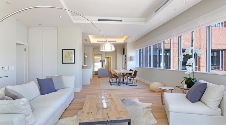 Triangle Luxury Suites by Total Stay