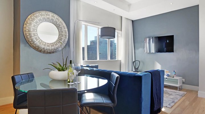 Triangle Luxury Suites by Total Stay