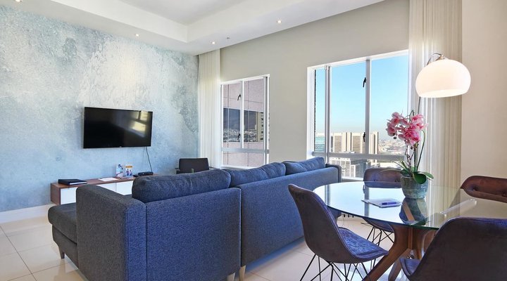 Triangle Luxury Suites by Total Stay