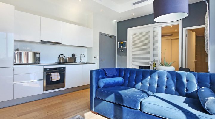 Triangle Luxury Suites by Total Stay