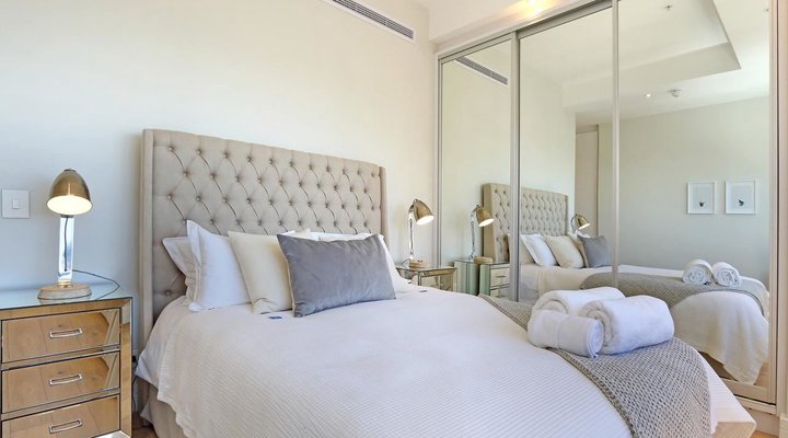 Triangle Luxury Suites by Total Stay
