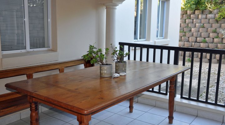 Unit 12 Green Point Mews