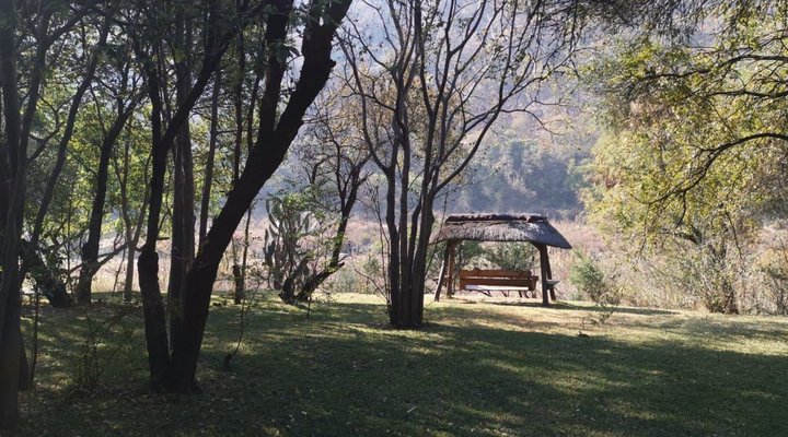 Bushveld River Thatch Retreat