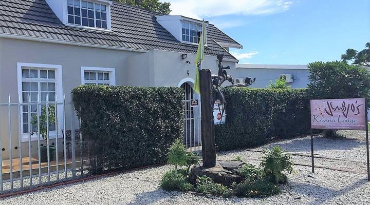 Jembjo’s Knysna Lodge & Backpackers