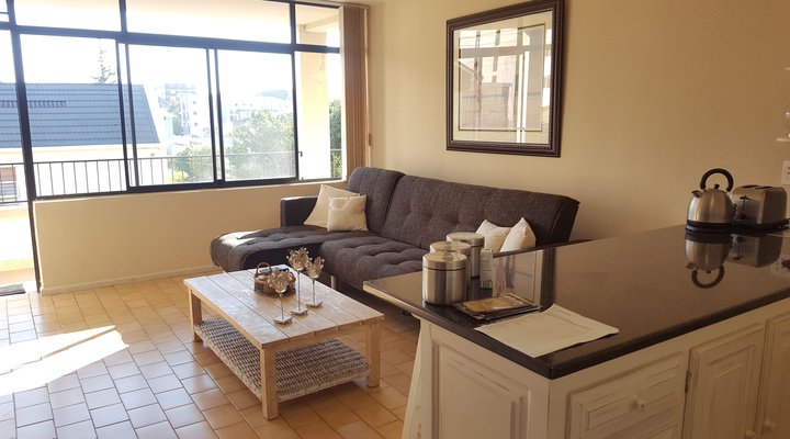 Silver Lining Beach Apartment