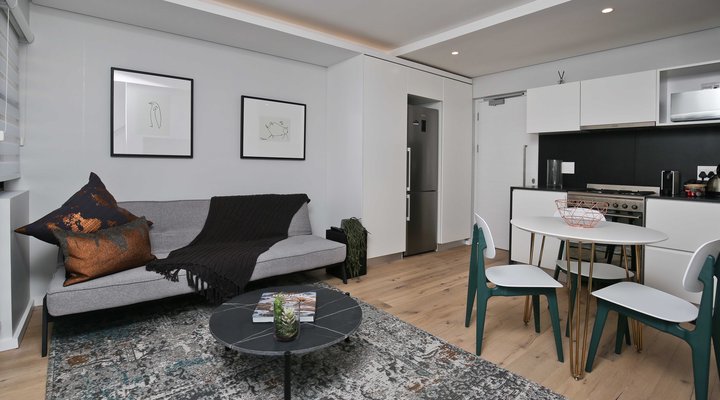 10onQ Apt C9 