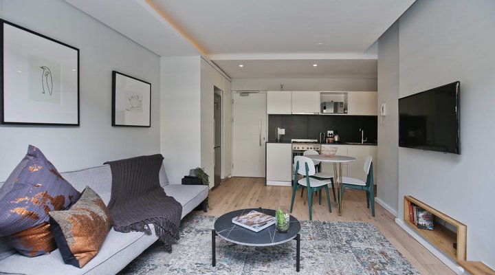 10onQ Apt C9 