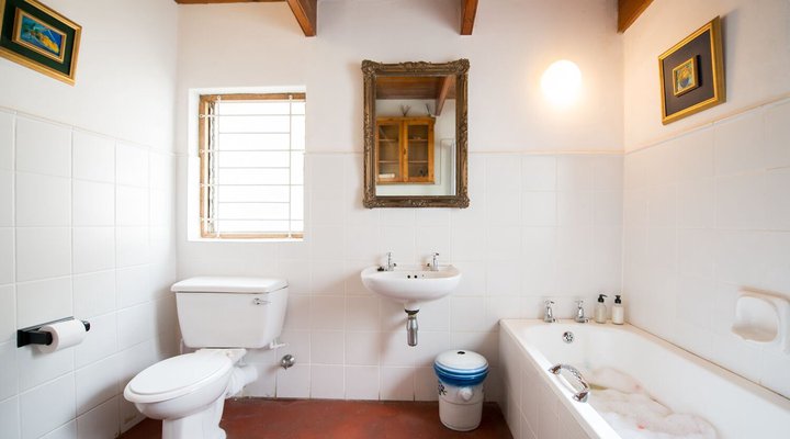 Yellowood House - Cape Dutch Quarters