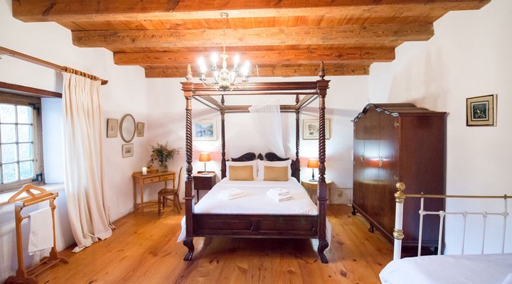 Yellowood House - Cape Dutch Quarters