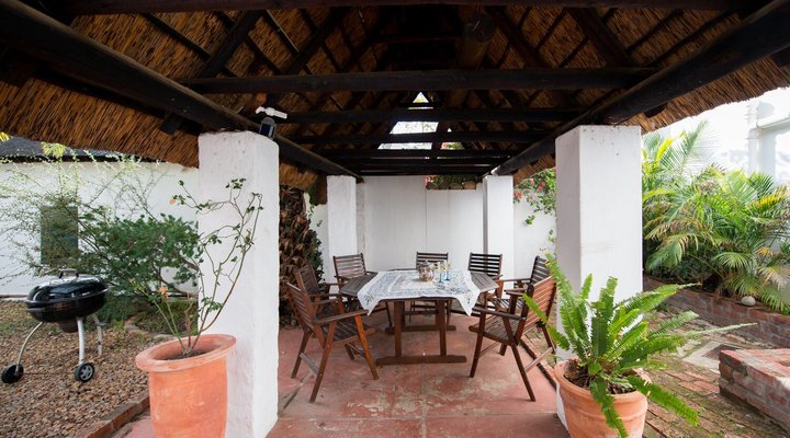 Yellowood House - Cape Dutch Quarters