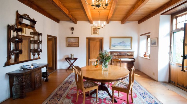 Yellowood House - Cape Dutch Quarters