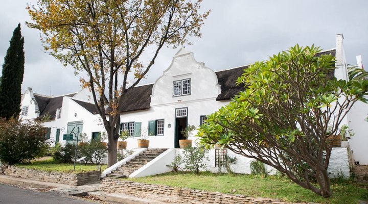 Yellowood House - Cape Dutch Quarters