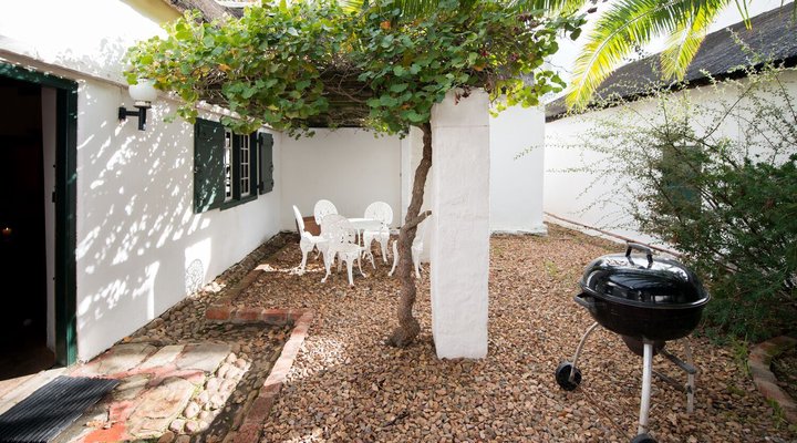 Yellowood House - Cape Dutch Quarters