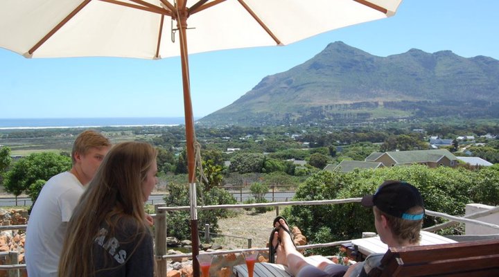 Enchanted Garden Guest Chalet