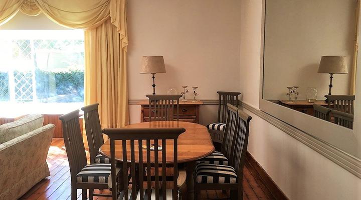 Beautiful English Home in the Heart of Melrose