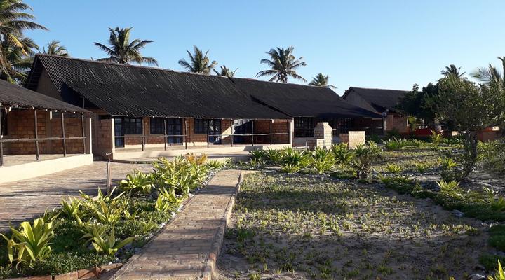 Feliz Mozambique @ Makolobay Barra