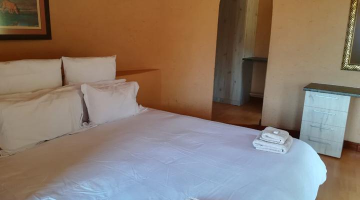 StoneChat Game Lodge