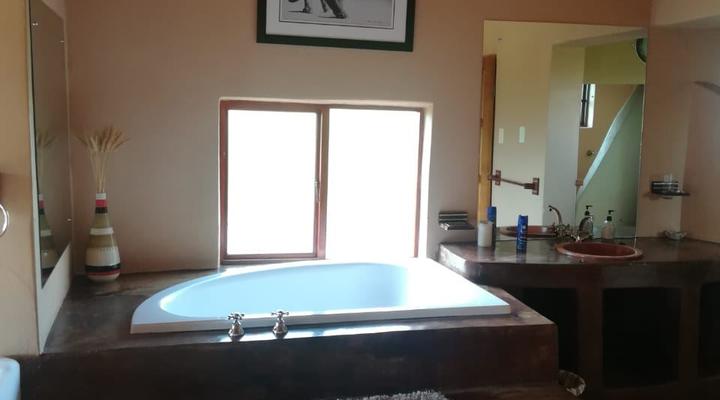 StoneChat Game Lodge