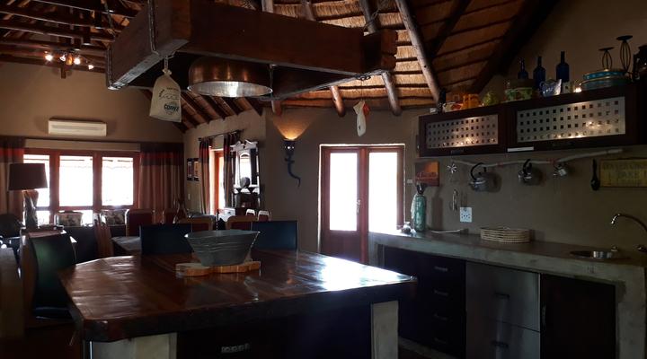 StoneChat Game Lodge