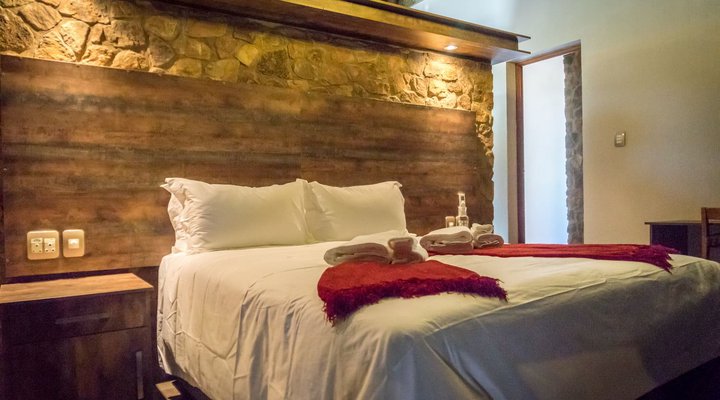 Leopard Rock Lodge