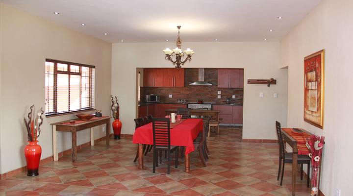 Hornbills Rest Country Home