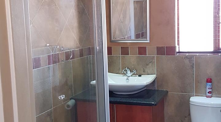 Hornbills Rest Country Home