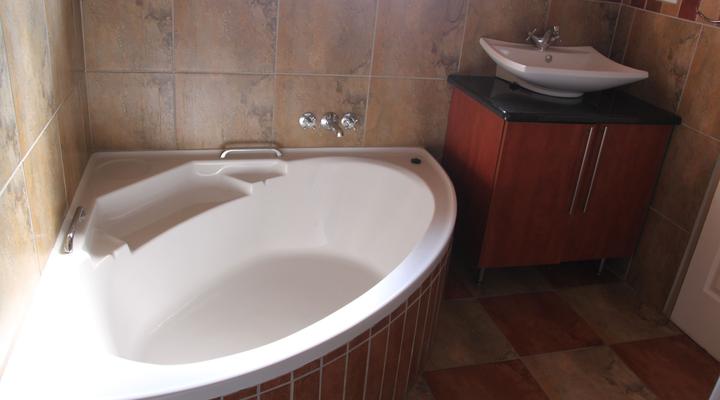 Hornbills Rest Country Home