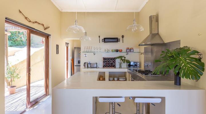 Sun & Sea Downtown Mediterranean Villa